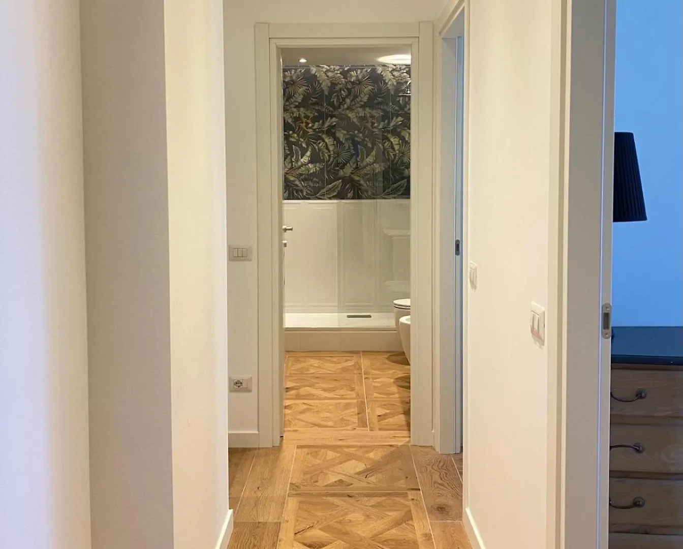 Modern 2 Bedrooms - Cino 15 Milan Apartment
